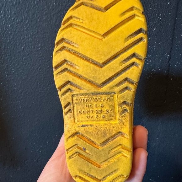 Kids Totes Yellow Waterproof Rain & Snow Boots - Picture 6 of 10